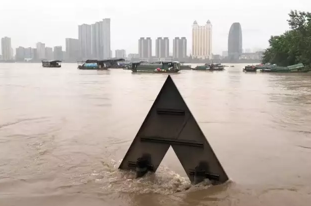 桐庐学圣广场